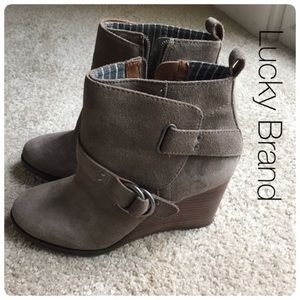 Lucky Brand Taupe Wedge Booties 8